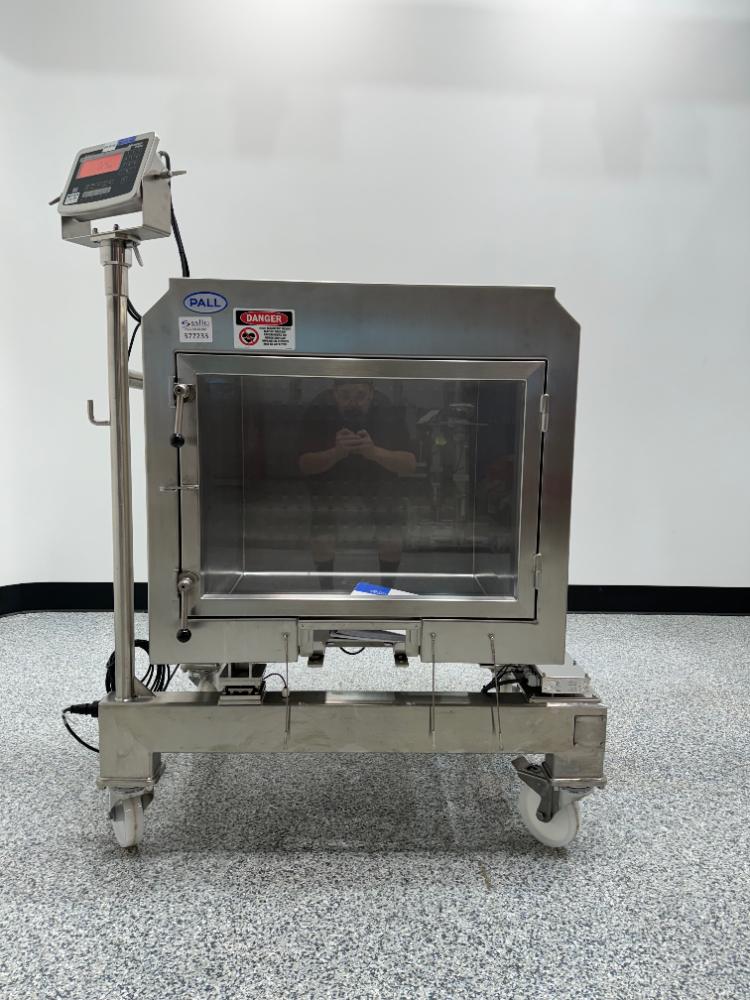 Image of Pall 400L Single-Use Magnetic Mixer
